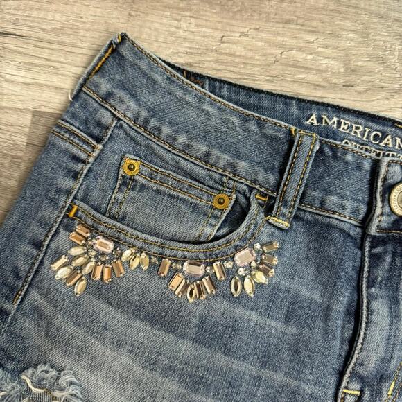 American Eagle Low Rise Cut Off Jean Shorts Jewels Size 2 - Picture 4 of 8